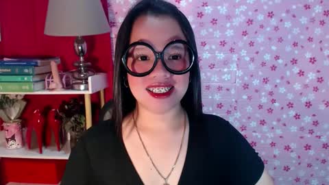 Joana online show from November 21, 2025, 8:07 pm