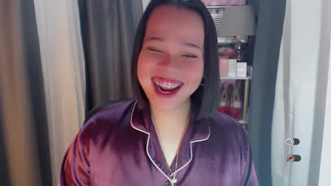 Joana online show from April 2, 2026, 8:39 pm