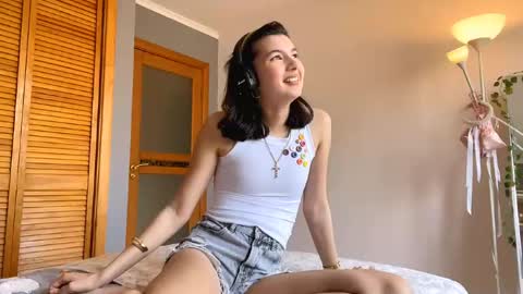 Snapshot of joanaphippin chatting on April 20, 2026, 7:22 am joanaphippin online show from April 20, 2026, 7:22 am