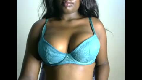 Snapshot of joankein_255 chatting on February 1, 2025, 10:34 pm varl online show from February 1, 2025, 10:34 pm