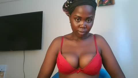 Snapshot of joankein_255 chatting on April 18, 2026, 6:06 am varl online show from April 18, 2026, 6:06 am