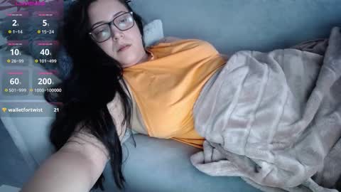 Jo online show from November 12, 2025, 12:27 pm