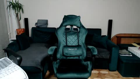 Snapshot of joannaandneighbour chatting on March 26, 2026, 11:38 am Joanna and Greg online show from March 26, 2026, 11:38 am