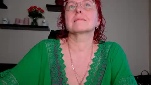 Snapshot of joannaandneighbour chatting on June 21, 2026, 9:01 am Joanna and Greg online show from June 21, 2026, 9:01 am