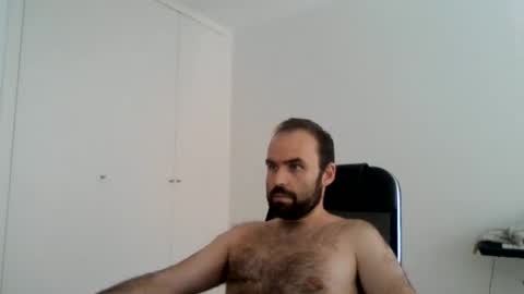joaodias_18 online show from June 2, 2026, 4:09 pm