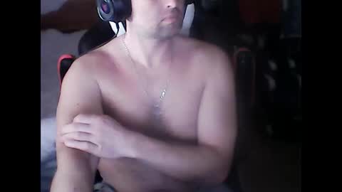 joaquin190 online show from April 26, 2026, 11:52 am