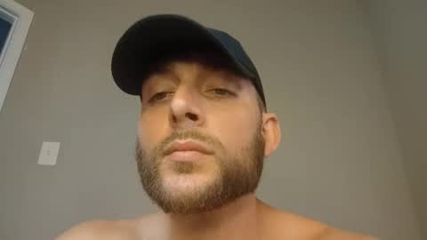 joe883555 online show from October 16, 2025, 6:42 pm