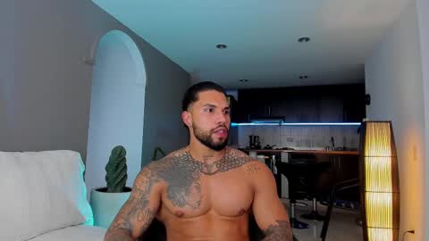 Snapshot of joe_esthetic chatting on February 12, 2025, 10:37 pm joe_esthetic online show from February 12, 2025, 10:37 pm