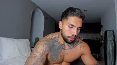 Snapshot of joe_esthetic chatting on September 21, 2025, 11:06 pm joe_esthetic online show from September 21, 2025, 11:06 pm