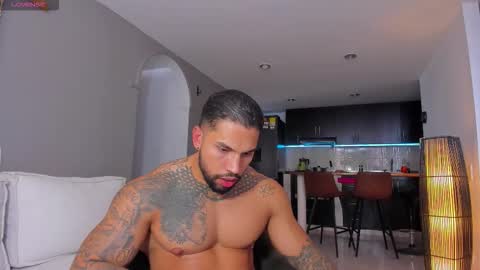 Snapshot of joe_esthetic chatting on February 26, 2026, 7:57 pm joe_esthetic online show from February 26, 2026, 7:57 pm