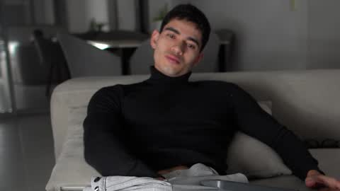 joe_steel1 online show from December 24, 2024, 10:44 am