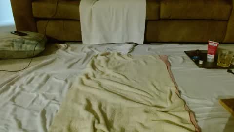 joepost321 online show from October 8, 2025, 3:48 am