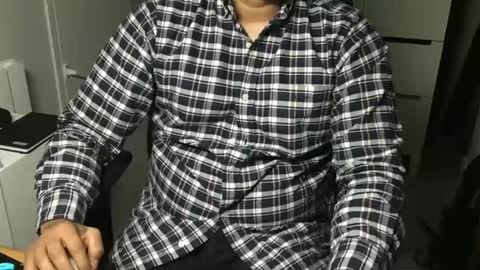 Snapshot of joeshades21 chatting on January 20, 2025, 10:04 pm joeshades21 online show from January 20, 2025, 10:04 pm