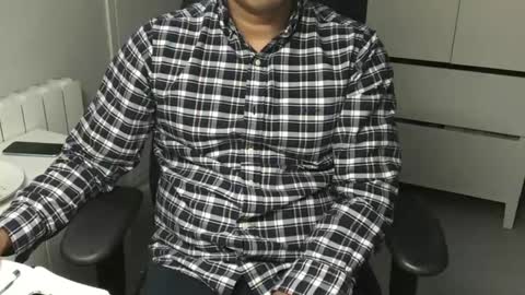 Snapshot of joeshades21 chatting on February 13, 2025, 8:48 am joeshades21 online show from February 13, 2025, 8:48 am