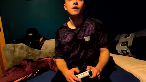 Snapshot of joffrey69v420 chatting on November 10, 2025, 12:20 am - Quantum - online show from November 10, 2025, 12:20 am