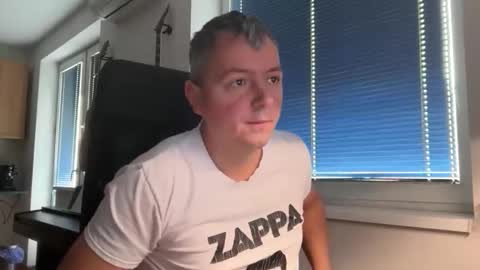 Snapshot of jogger1991 chatting on February 21, 2026, 9:10 am Jogger1991 online show from February 21, 2026, 9:10 am