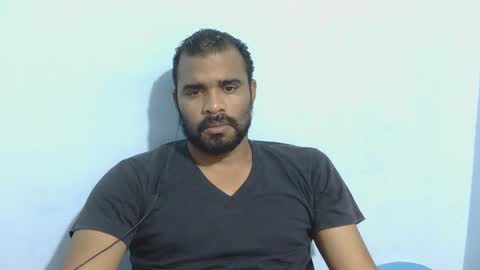 johan2222222222 online show from November 16, 2025, 4:40 am