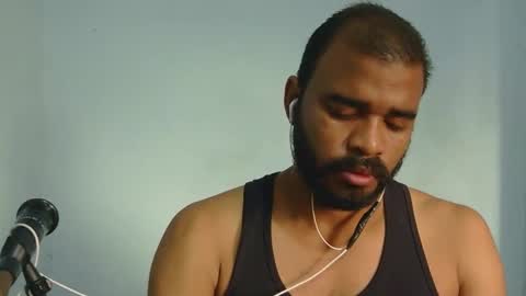 johan2222222222 online show from February 6, 2026, 2:09 pm