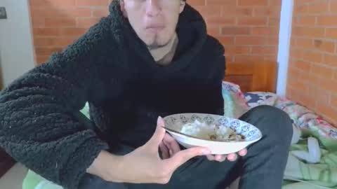 Snapshot of johan70nsexy chatting on February 26, 2026, 4:11 am johan70nsexy online show from February 26, 2026, 4:11 am