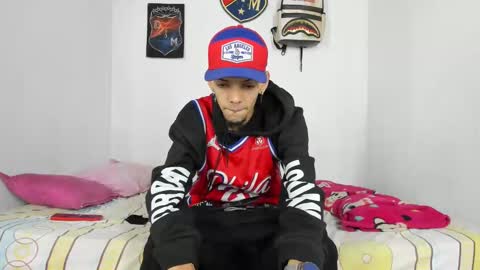 Snapshot of johan_and_antonella chatting on December 12, 2024, 1:43 am johan_and_antonella online show from December 12, 2024, 1:43 am