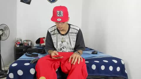 Snapshot of johan_and_antonella chatting on January 9, 2025, 8:55 pm johan_and_antonella online show from January 9, 2025, 8:55 pm