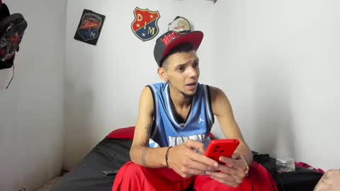 Snapshot of johan_and_antonella chatting on March 4, 2025, 11:22 pm johan_and_antonella online show from March 4, 2025, 11:22 pm