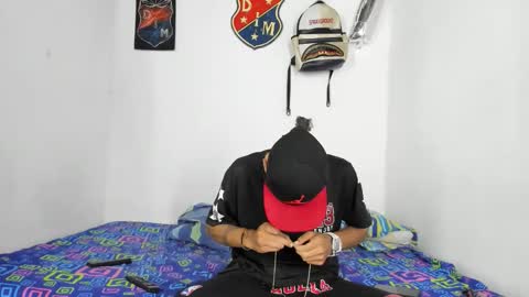 Snapshot of johan_and_antonella chatting on September 9, 2025, 3:17 am johan_and_antonella online show from September 9, 2025, 3:17 am