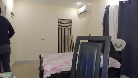 Johan Beley online show from February 25, 2025, 10:39 pm