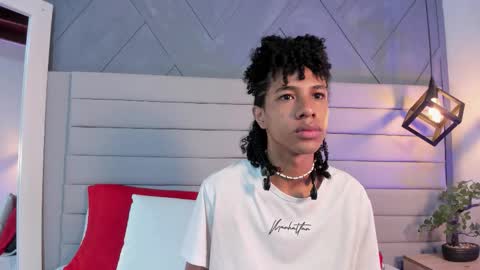 Johan  online show from November 22, 2025, 11:42 am