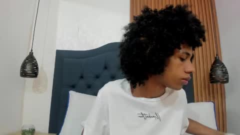Snapshot of johan_gz_ chatting on May 21, 2026, 11:39 am Johan online show from May 21, 2026, 11:39 am