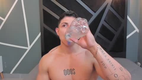 Johan Williams online show from January 12, 2025, 7:21 am