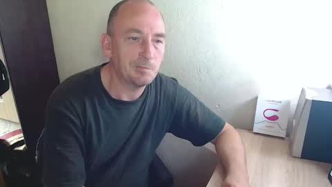 Johan online show from November 16, 2025, 1:06 pm