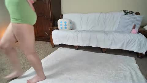 Harper online show from December 3, 2025, 3:14 am