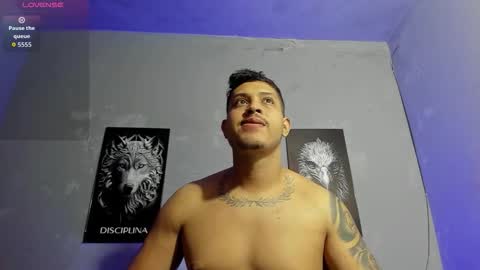 Snapshot of johansmith__ chatting on March 17, 2026, 3:33 am Johan Smith online show from March 17, 2026, 3:33 am
