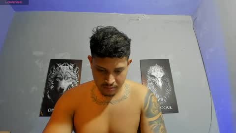Snapshot of johansmith__ chatting on April 4, 2026, 11:02 pm Johan Smith online show from April 4, 2026, 11:02 pm