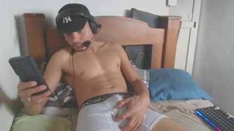 Snapshot of johantorres19 chatting on February 6, 2025, 8:56 pm johantorres19 online show from February 6, 2025, 8:56 pm