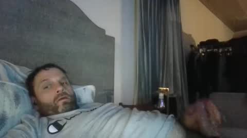 john0131739980 online show from December 23, 2025, 6:00 am