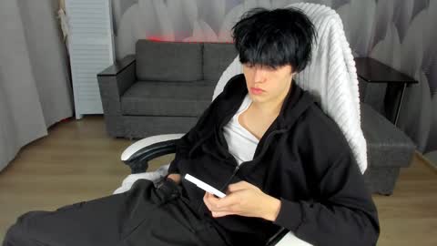 Snapshot of john_arthurs chatting on October 4, 2025, 3:21 pm John online show from October 4, 2025, 3:21 pm