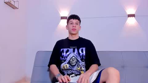 john_ssnow29 online show from November 20, 2025, 8:36 am