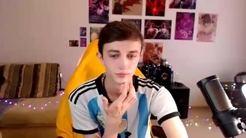 john_winx online show from June 28, 2026, 6:19 am