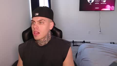 JAXX online show from January 14, 2026, 9:31 pm