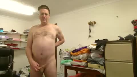 Snapshot of johnathan_stuart33 chatting on February 26, 2025, 8:37 am johnathan_stuart33 online show from February 26, 2025, 8:37 am