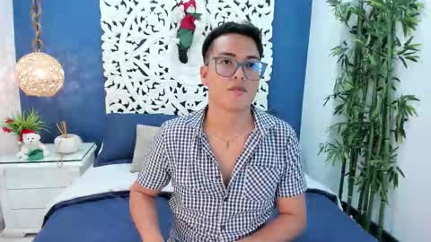 Snapshot of johnbelrose chatting on November 17, 2025, 7:19 pm johnbelrose online show from November 17, 2025, 7:19 pm