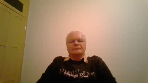 Snapshot of johndesnudado chatting on December 28, 2024, 12:04 am johndesnudado online show from December 28, 2024, 12:04 am