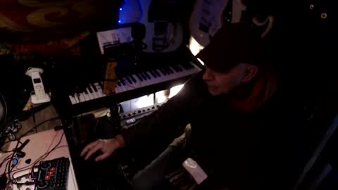 johnfeelgood004 online show from February 24, 2026, 11:19 am