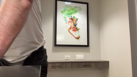 J online show from December 14, 2025, 9:36 am