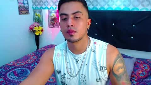 Johnny online show from May 8, 2026, 9:36 am