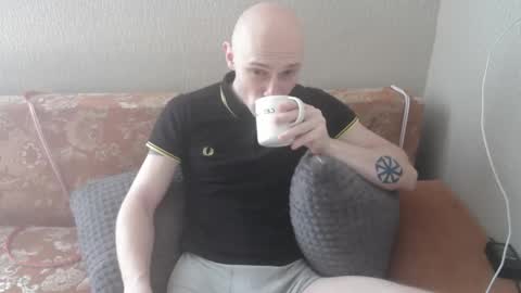 Johnny online show from March 12, 2025, 10:26 am