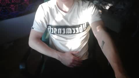 Johnny online show from September 14, 2025, 3:49 am