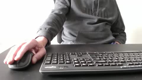 johnny_walker14 online show from April 3, 2026, 8:01 am